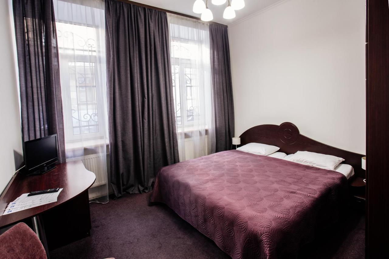 Discovery Hotel Lviv Buitenkant foto