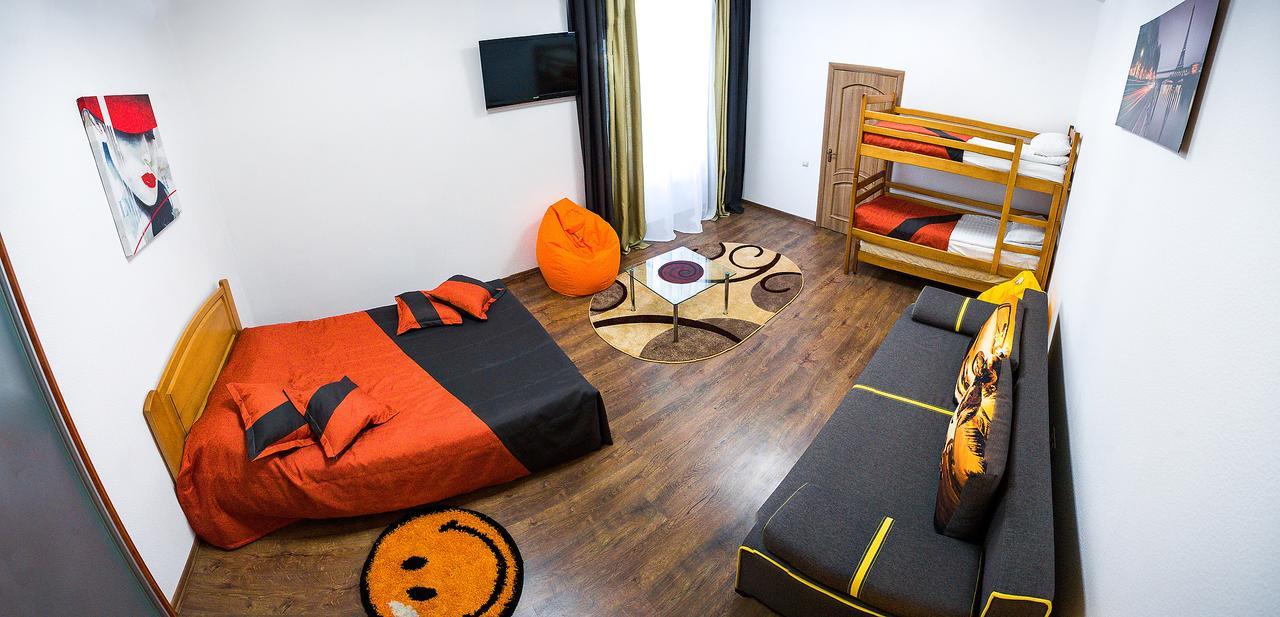 Discovery Hotel Lviv Buitenkant foto