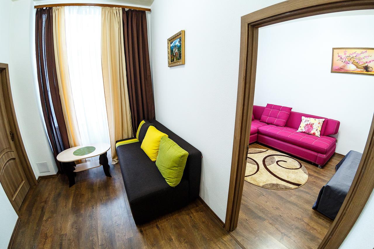 Discovery Hotel Lviv Buitenkant foto